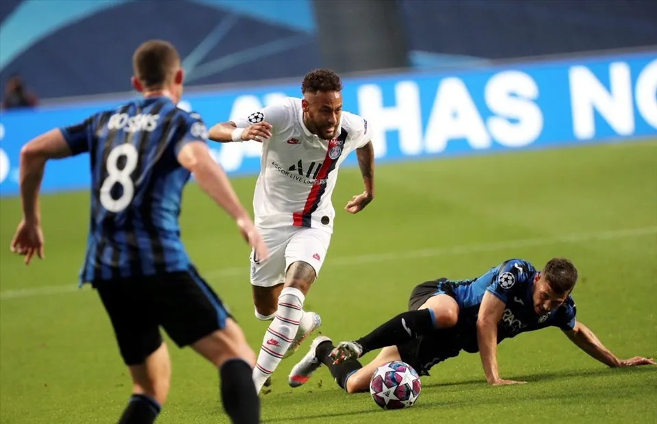 Serie A đứng trước cơn đau đầu tài chính ảnh 1