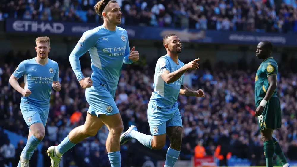 Gabriel Jesus ghi cú poker khi Man City đè bẹp Watford 5-1 ảnh 1