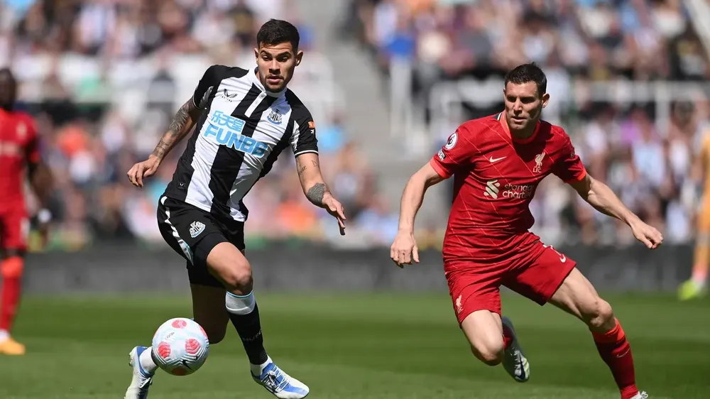 Thắng Newcastle 1-0, Liverpool tạm chiếm lại ngôi đầu ảnh 2