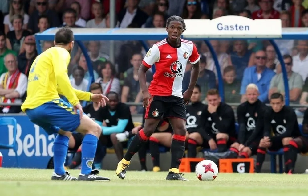 Erik ten Hag xác định 3 cái tên 'phù hợp' với kế hoạch tái thiết Man.United ảnh 3