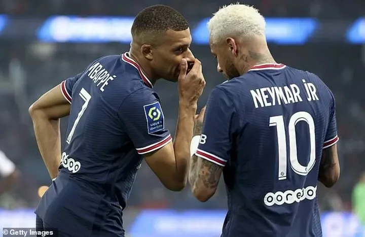 Mbappe 'muốn PSG loại 14 người, bao gồm HLV Pochettino và Neymar' ảnh 2