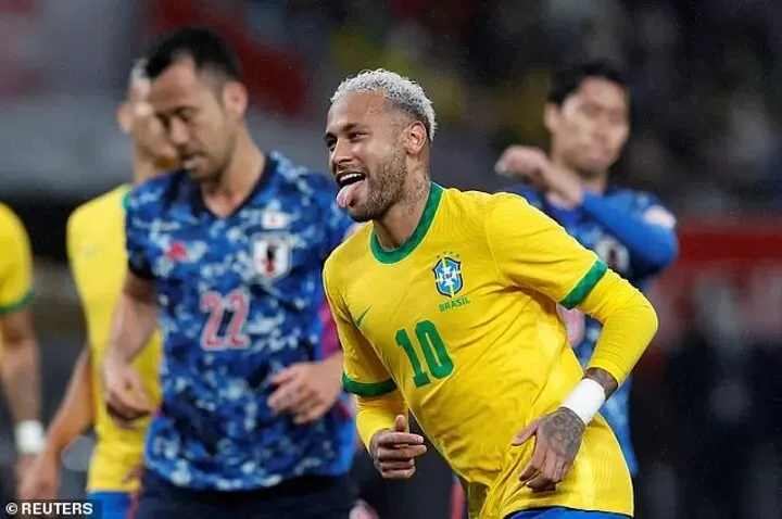 HLV tuyển Brazil Tite từ chối PSG và Real Madrid để hoàn thành giấc mơ World Cup ảnh 1