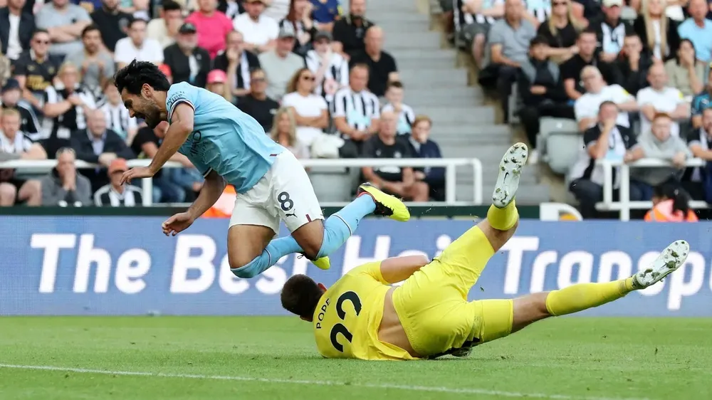 Trippier ghi siêu phẩm cho Newcastle, Haaland và De Bruyne cứu lại 1 điểm cho Man City ảnh 9