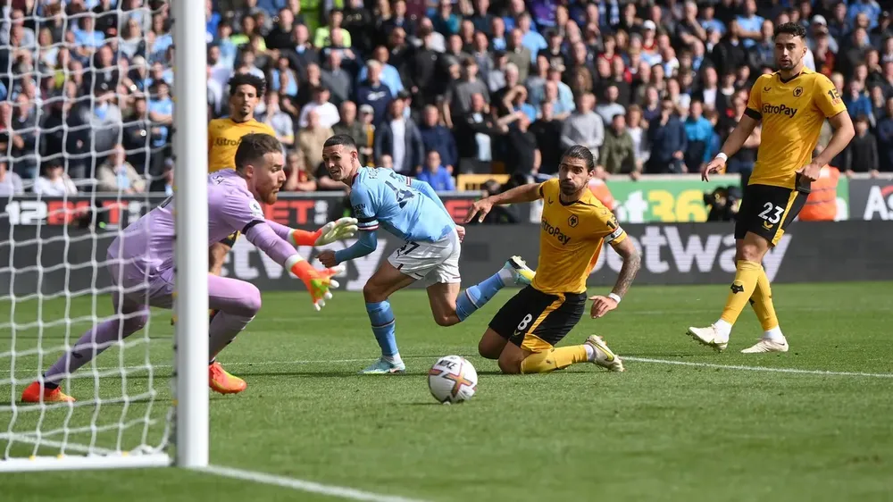 Haaland tiếp tục ghi bàn khi Man City nhấn chìm Bầy sói can trường ảnh 3