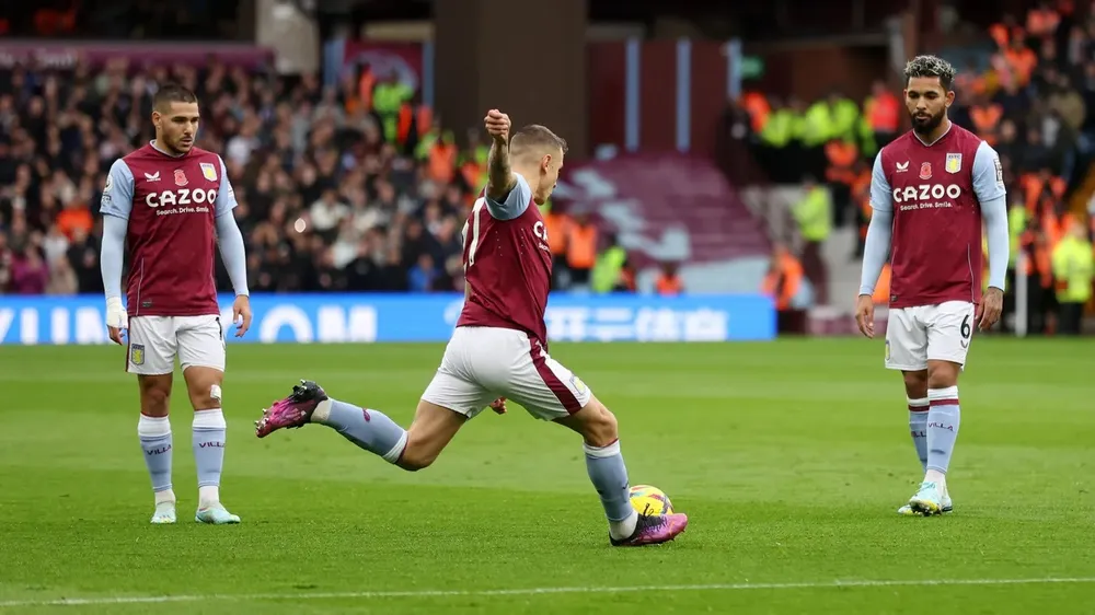 Unai Emery ra mắt Aston Villa bằng chiến thắng tưng bừng trước Man United ảnh 2