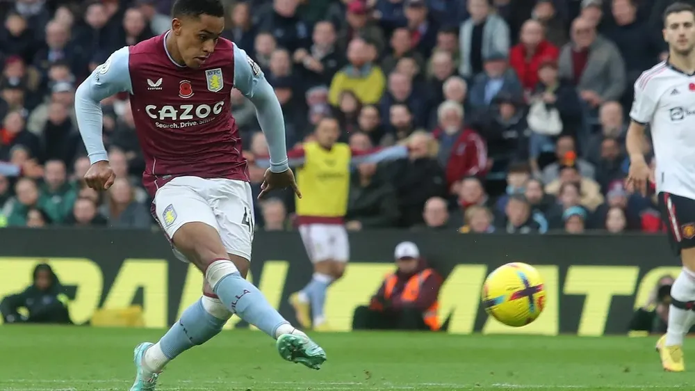 Unai Emery ra mắt Aston Villa bằng chiến thắng tưng bừng trước Man United ảnh 4