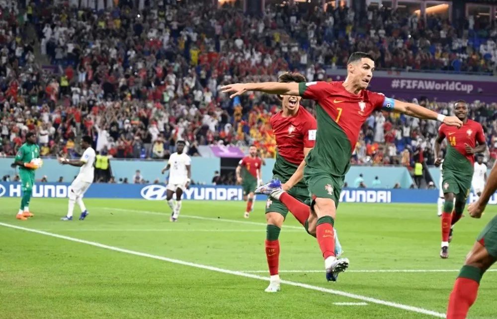 Cristiano Ronaldo ăn mừng bàn thắng ở Qatar 2022