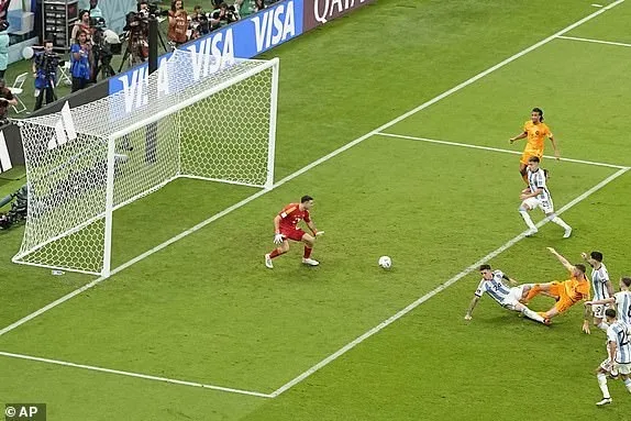 Argentina lộ điểm yếu trước trận bán kết: Khả năng phân phối thể lực kém ảnh 2