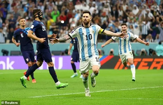 Argentina – Croatia 3-0: Đòn phản công độc địa Julian Alvarez và dấu ấn của Leo Messi giúp Argentina vào chung kết ảnh 3