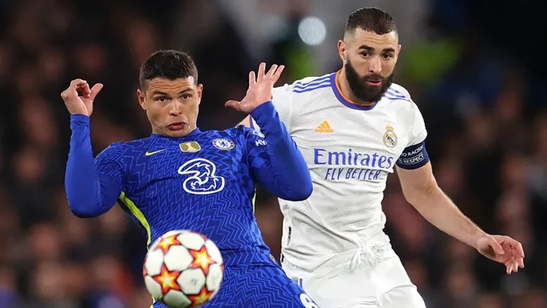 Chelsea (Thiago Silva, trái) từng bị Real Madrid (Karim Benzema) loại ở vòng knock-out mùa trước