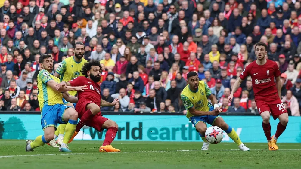 Mo Salah ghi bàn bằng kinh nghiệm và đẳng cấp