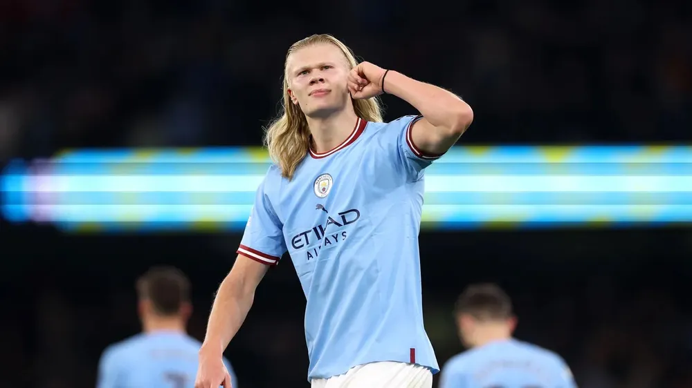 Haaland ăn mừng bàn thắng thứ 33 ở Premier League Haaland ăn mừng bàn thắng thứ 33 ở Premier League