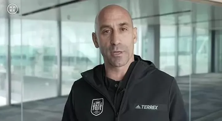 RFEF đang muốn tự hủy để cứu Chủ tịch Luis Rubiales