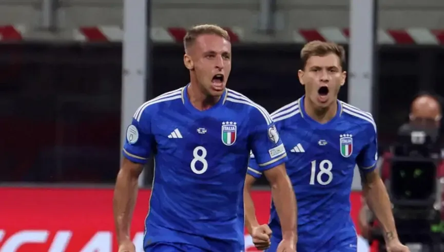 Davide Frattesi (8) trở lại đội hình xuất phát gặp Ukraine