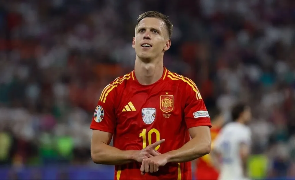 Dani Olmo chỉ muốn sang Barcelona