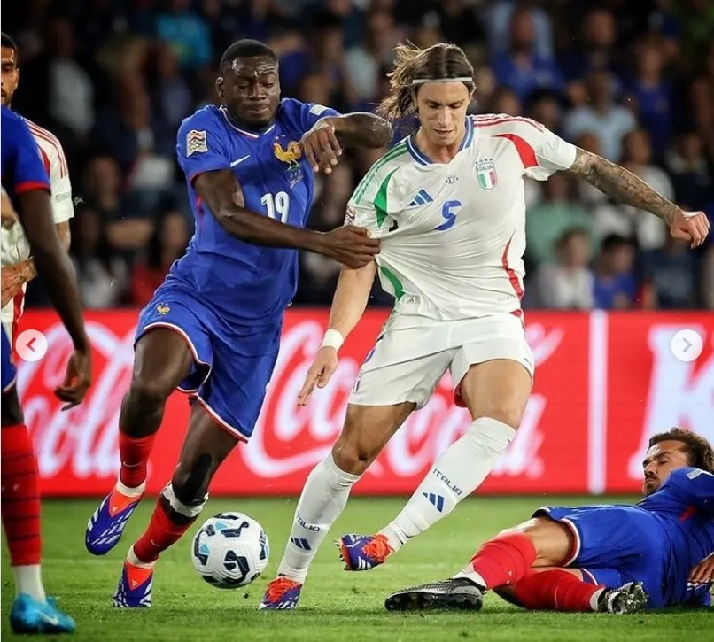 France italia 1-3 raspadoni cgnfngber buffon fxbm fgm cgm vhmj cngxdfghs hj.jpg