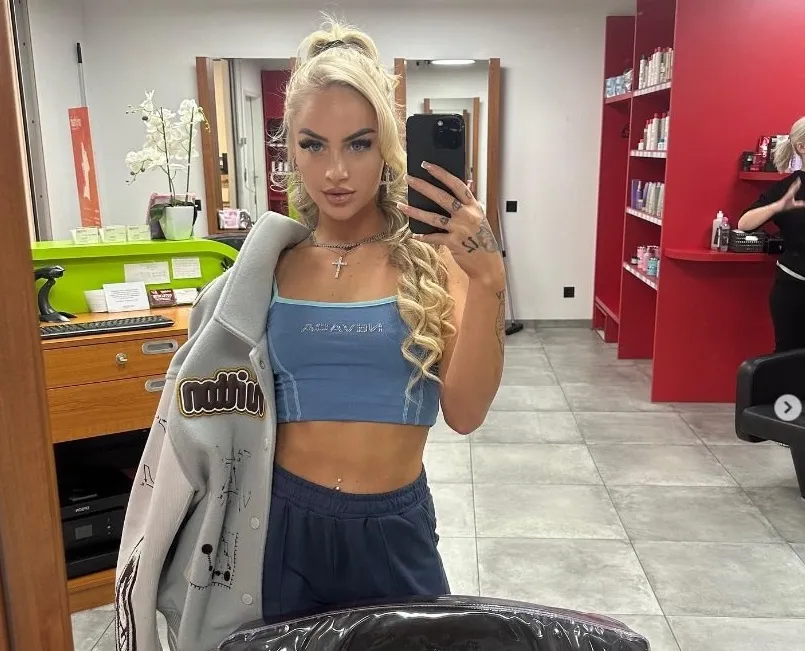 DouglaS lUIS sdg xcfndh xnfg szdg.jpg