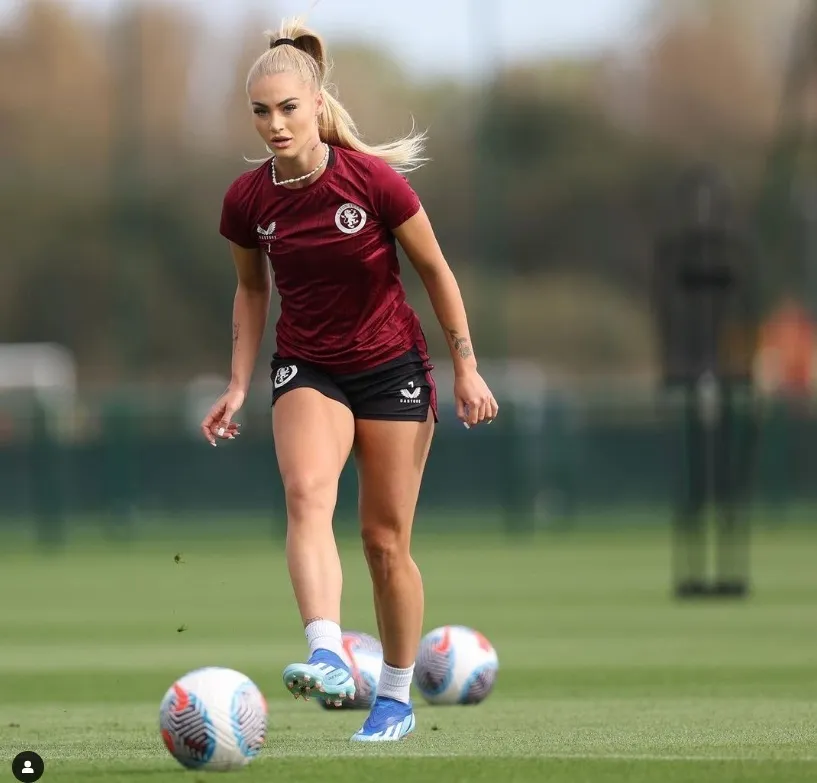 DouglaS lUIS sdg xcfndh xnfg szdg dxfzb.jpg