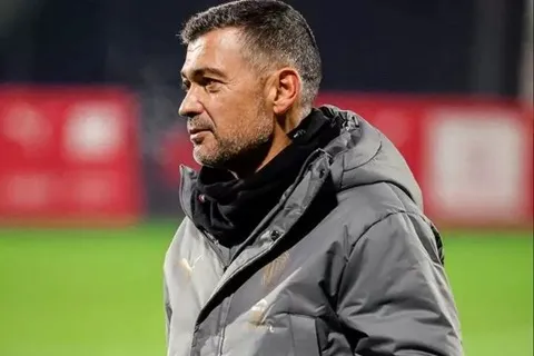 HLV Sergio Conceicao của AC Milan