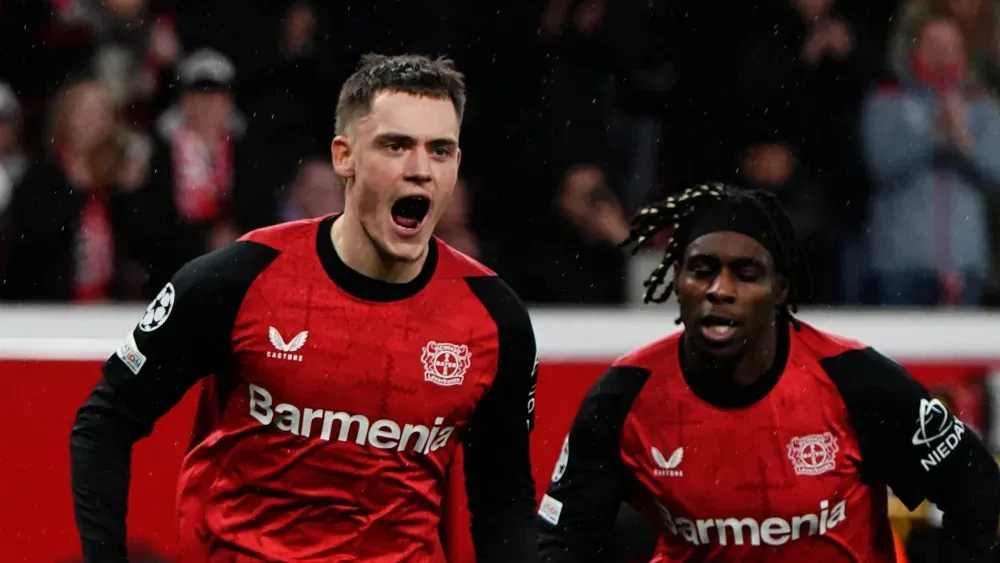 Florian Wirtz ghi bàn mở tỷ số cho Leverkusen