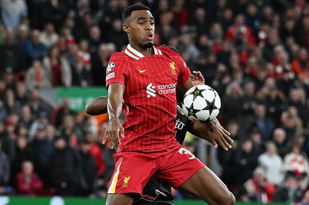 eddie fxdn sadio sfh dfb.jpg