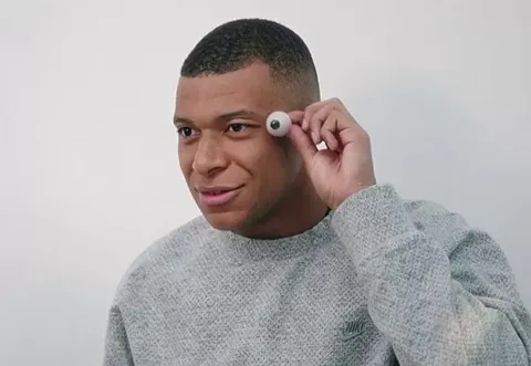 2 mbappe.jpg