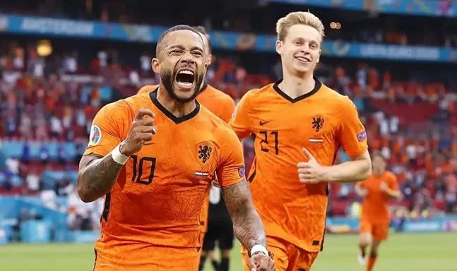 Memphis Depay và Frenkie de Jong ở tuyển Hà Lan