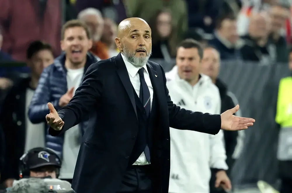 Phản ứng của HLV Luciano Spalletti sau khi bị Đức loại ở Nations League