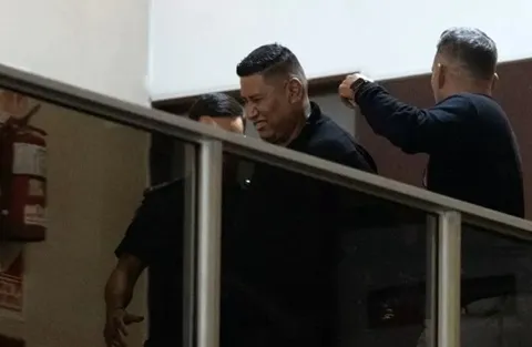 MALDINI Sdg xcfnxdfn ghkd.jpg