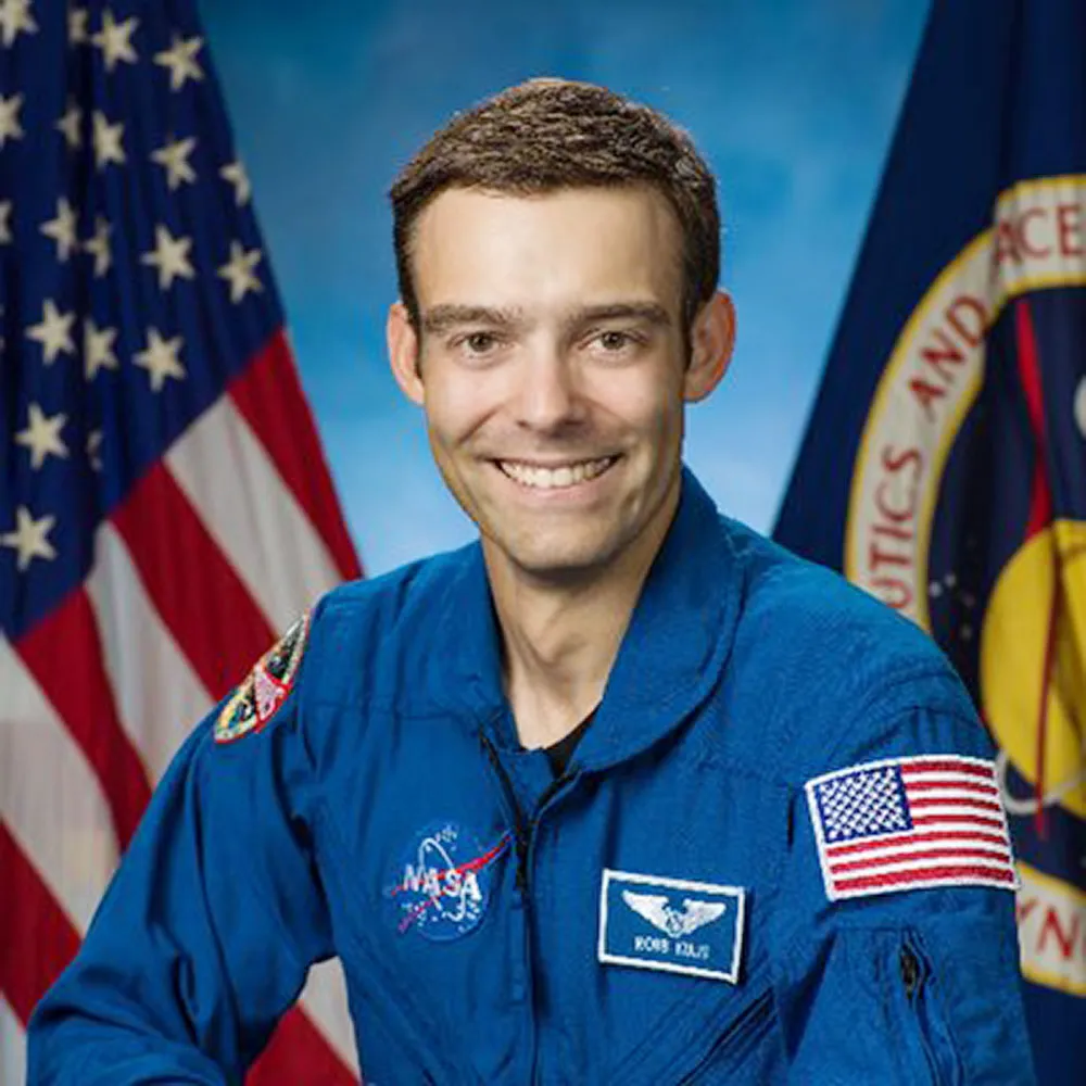 Lần đầu tiên trong 50 năm, 1 phi hành gia xin rút khỏi chương trình đào tạo của NASA ảnh 1