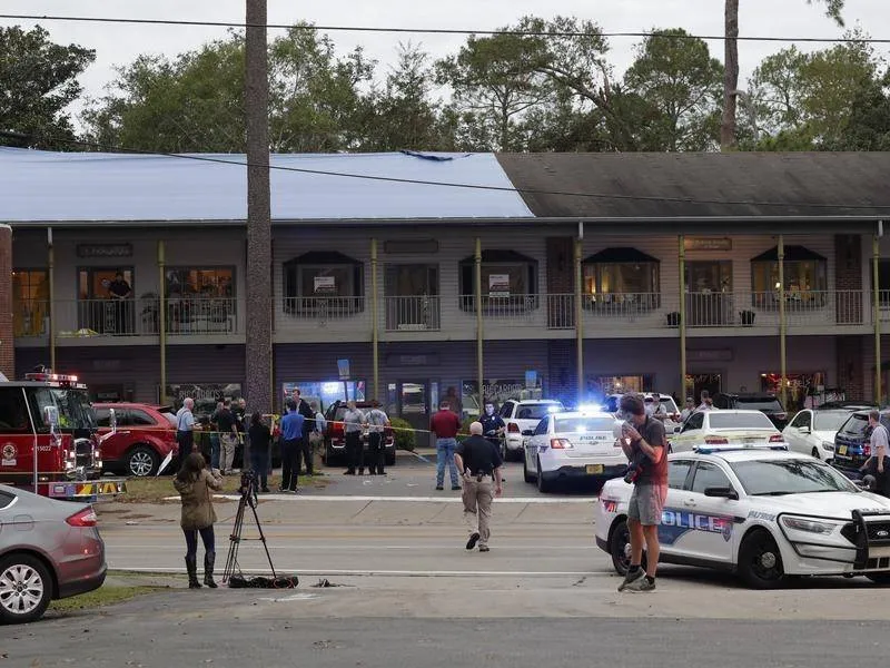 Nổ súng ở phòng tập yoga và trường Đại học Dartmouth của Mỹ, 8 người thương vong ảnh 1