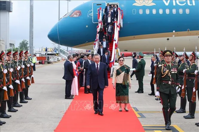 vna_potal_chu_tich_nuoc_to_lam_bat_dau_chuyen_tham_cap_nha_nuoc_toi_chdcnd_lao___stand (2).jpg