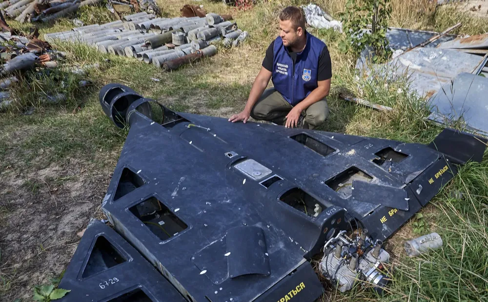 Một máy bay không người lái của Nga bị bắn hạ ở Ukraine. Ảnh: EPA