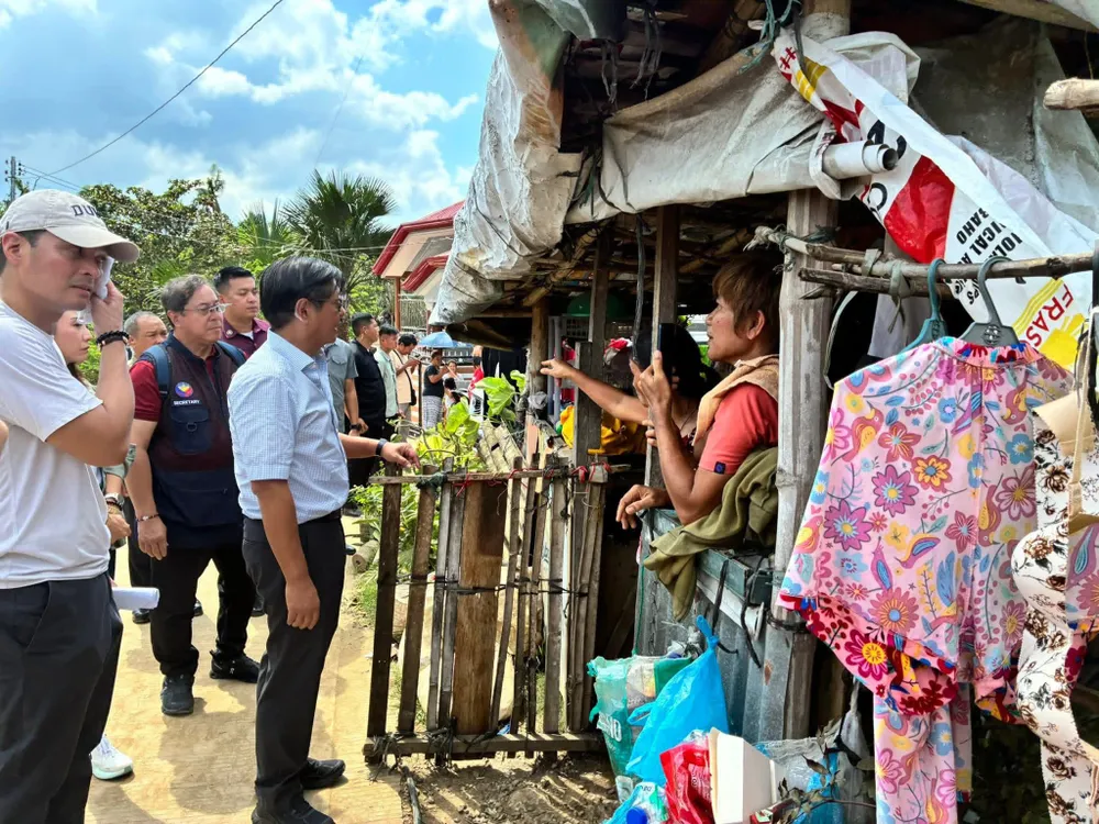 Tổng thống Ferdinand Marcos Jr. đến thăm Cebu ngày 7 - 11. Ảnh : Văn phòng Tổng thống
