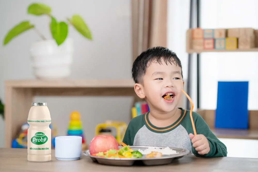 Tạo nền tảng vững chắc sức khoẻ cho trẻ trước thềm năm học mớ ảnh 1