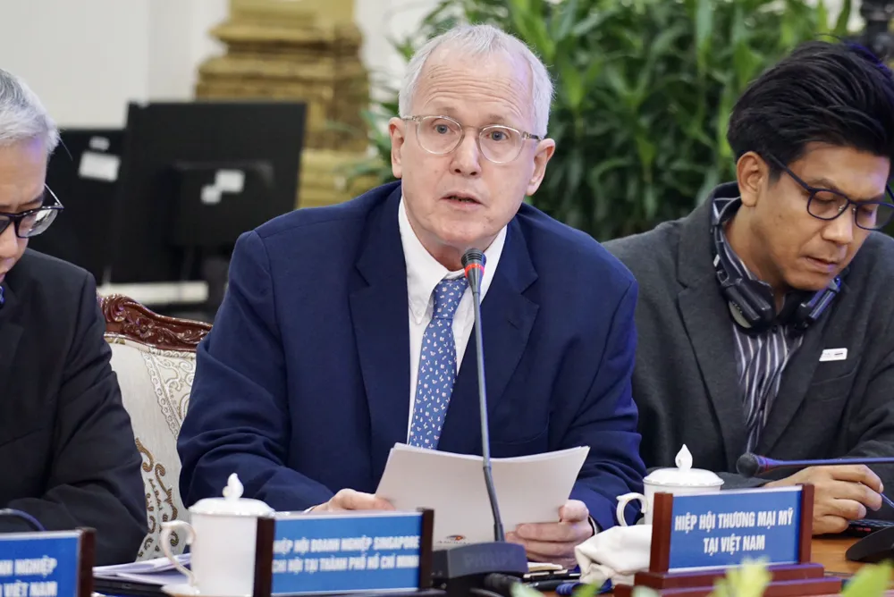 Ông James Ollen, Giám đốc Điều hành Hiệp hội Thương mại Mỹ tại Việt Nam - HCMC & Đà Nẵng. Ảnh: HOÀNG HÙNG Ông James Ollen, Giám đốc Điều hành Hiệp hội Thương mại Mỹ tại Việt Nam - HCMC & Đà Nẵng. Ảnh: HOÀNG HÙNG