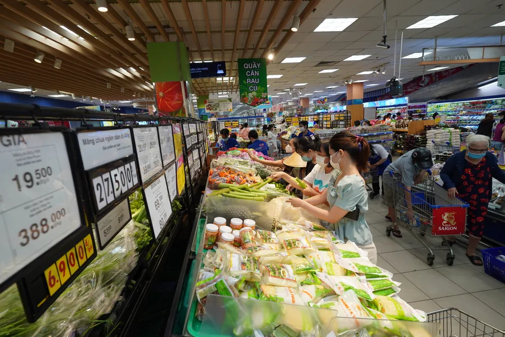 Saigon Co.op nỗ lực giảm giá hàng hóa thiết yếu để chia sẻ áp lực chi tiêu với người tiêu dùng