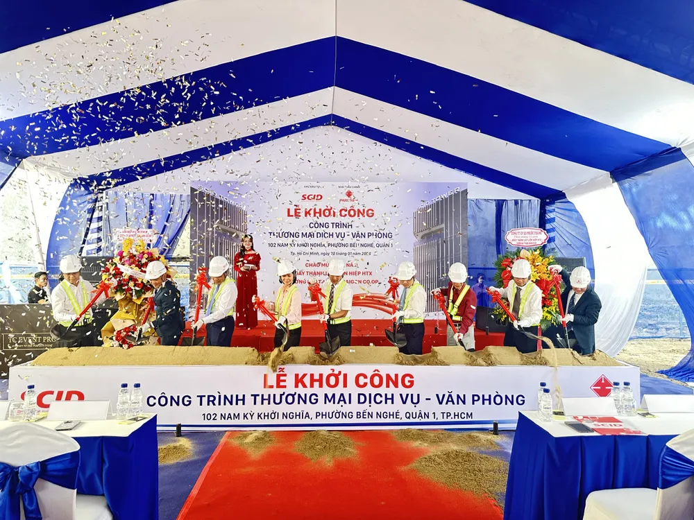 cac-dai-bieu-thuc-hien-nghi-thuc-dong-tho-cong-trinh-thuong-mai-dich-vu-van-phong-102-nam-ky-khoi-nghia-q1-1-9134.jpg