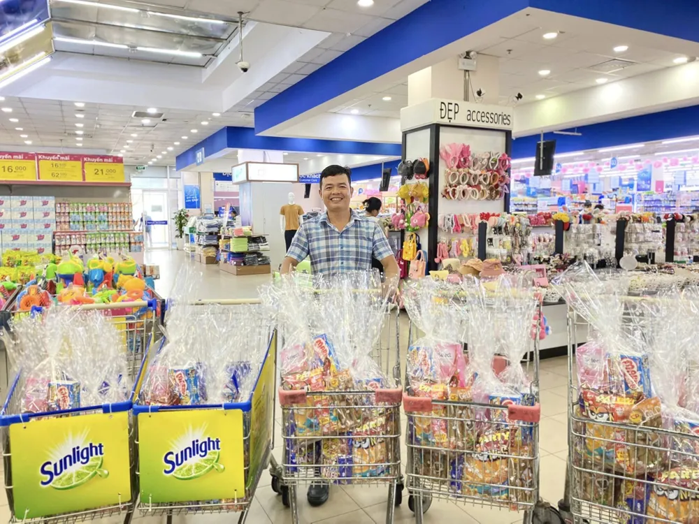 Các giỏ quà dành cho Quốc tế thiếu nhi được giao đến tận tay.jpg