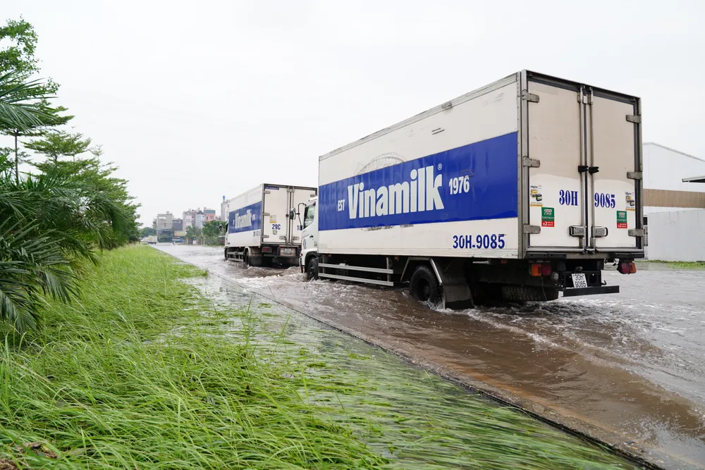 Cứu trợ-Bão Yagi-5c.JPG