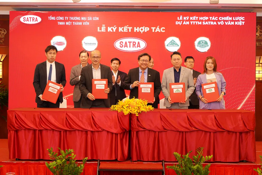SATRA ký kết hợp tác chiến lược với đối tác là thương hiệu lớn đầu tư vào TTTM Võ Văn Kiệt