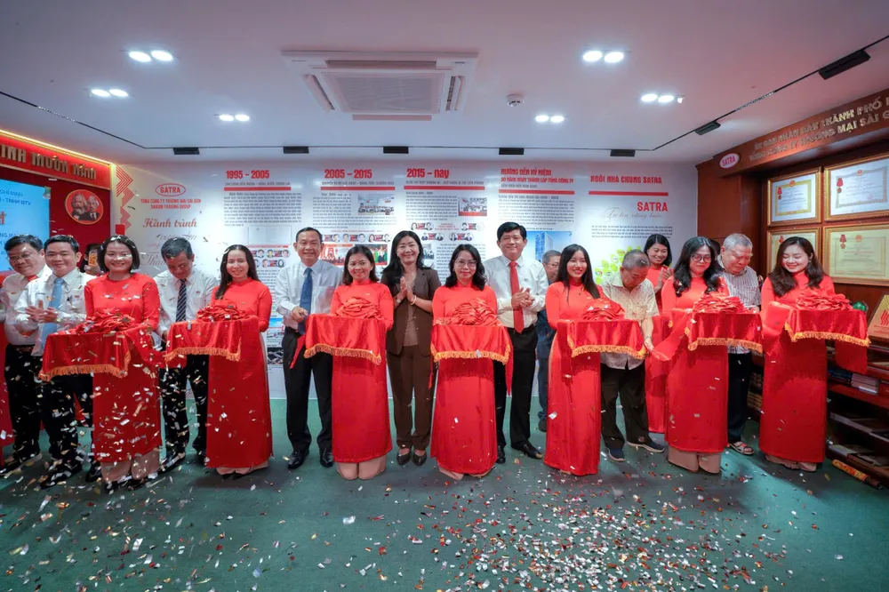 le ky niem satra 4.jpg