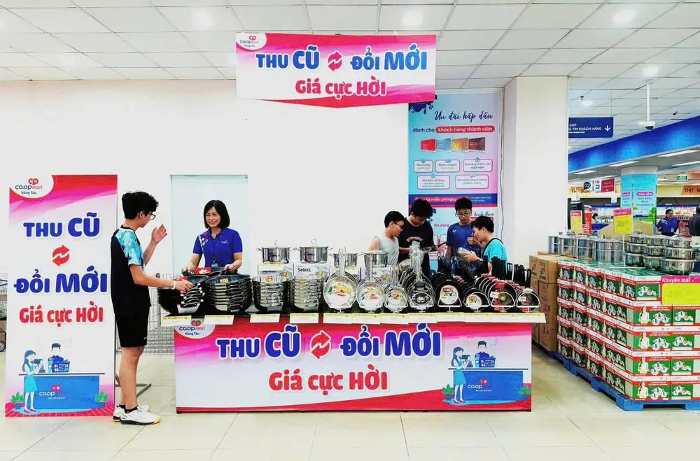 Mô hình thu cũ đổi mới của Saigon Co.op thu hút sự quan tâm đông đảo của người tiêu dùng