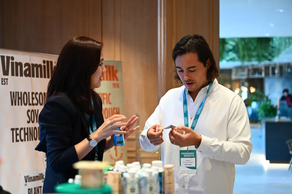 Các công nghệ mới được Vinamilk ứng dụng thu hút sự quan tâm của nhiều đơn vị, đối tác, nhà cung cấp đến từ châu Âu, Hy Lạp… Ảnh: AN MINH