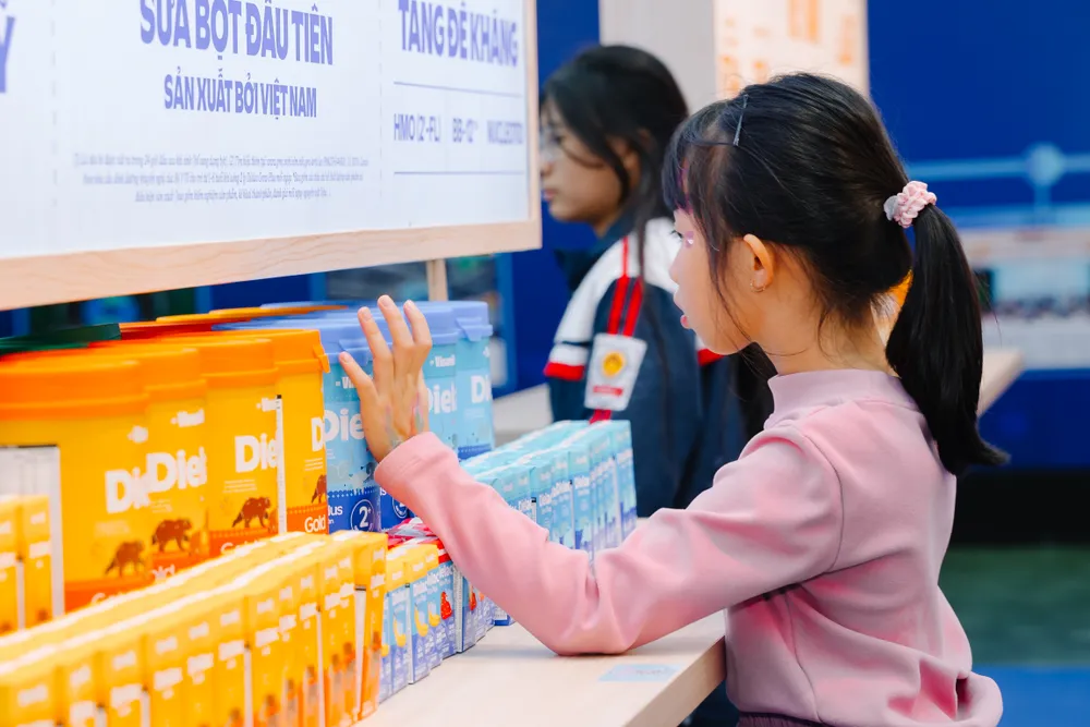 Hội chợ Mùa Thu-04a.jpg