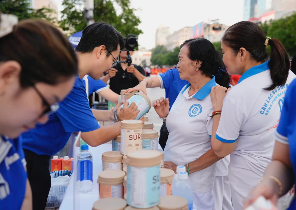 Vinamilk phát triển nhiều sản phẩm dinh dưỡng chuyên biệt cho người lớn. Ảnh: VI NAM
