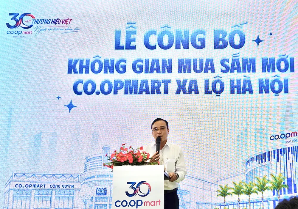 Ông Nguyễn Ngọc Thắng, Phó Tổng Giám đốc Saigon Co.op phát biểu tại lễ công bố không gian mua sắm mới Co.opmart Xa Lộ Hà Nội. Ảnh: MINH XUÂN