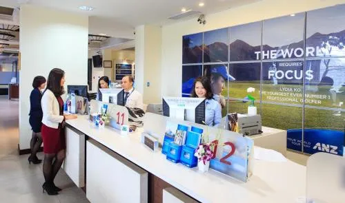 ANZ VN bán mảng bán lẻ cho Shinhan Bank VN 