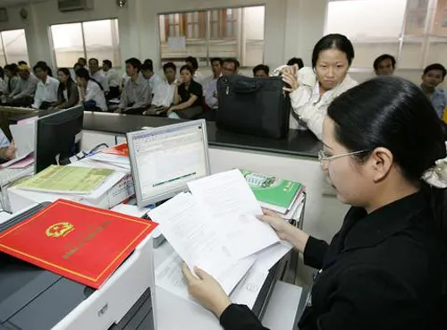 Doanh nghiệp kêu bị 'bít cửa' làm ăn