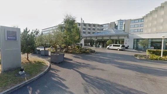 Khách sạn Novotel tại sân bay Charles-de-Gaulle ở Paris, Pháp. Ảnh: GOOGLE STREETVIEW